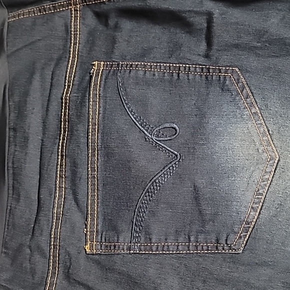 Times Two Dark Blue Denim Maternity Jeans with Soft Stretchy Belly Band, 3X - Picture 11 of 13